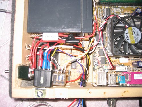 Pic of shudown controller.  Resistor is no longer there & a bank of 6A diodes has replaced it.JPG